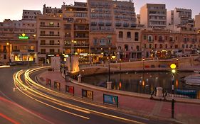 123 Mainstreet Boutique Hotel